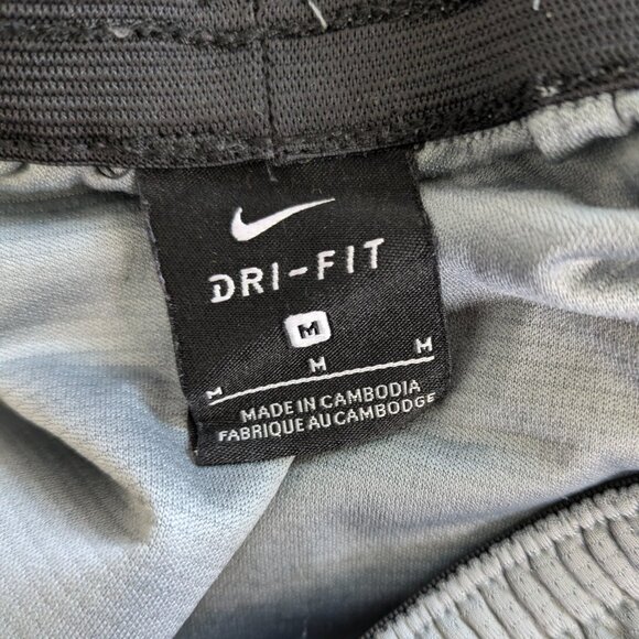 Mens Gray Nike Shorts Size M - Picture 3 of 3